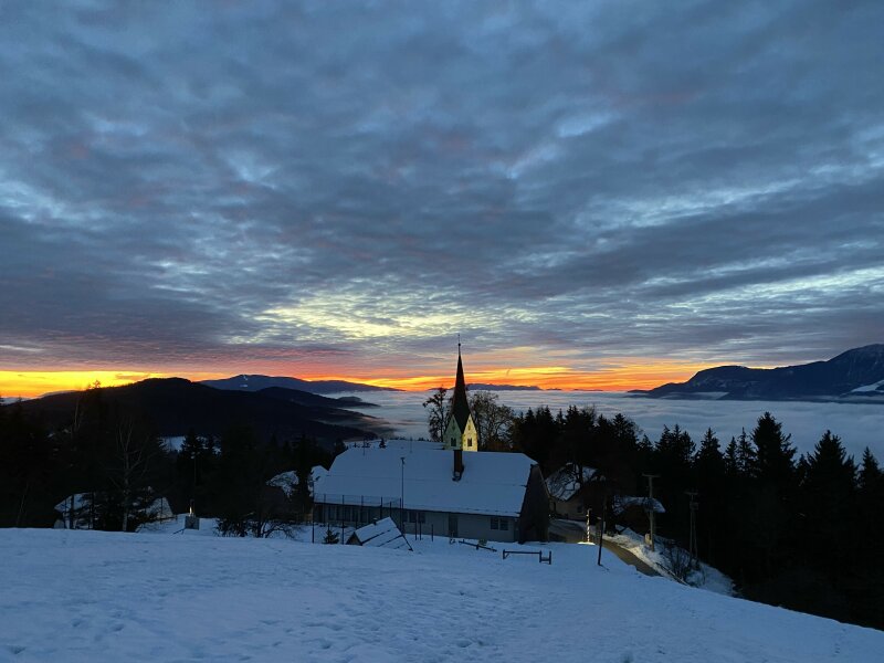 Cerkev sv. Urh Strojna