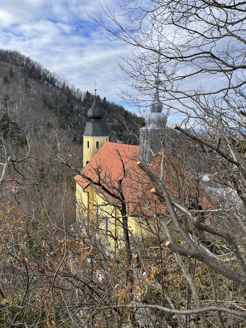 Cerkev sv. Janeza Krstenika